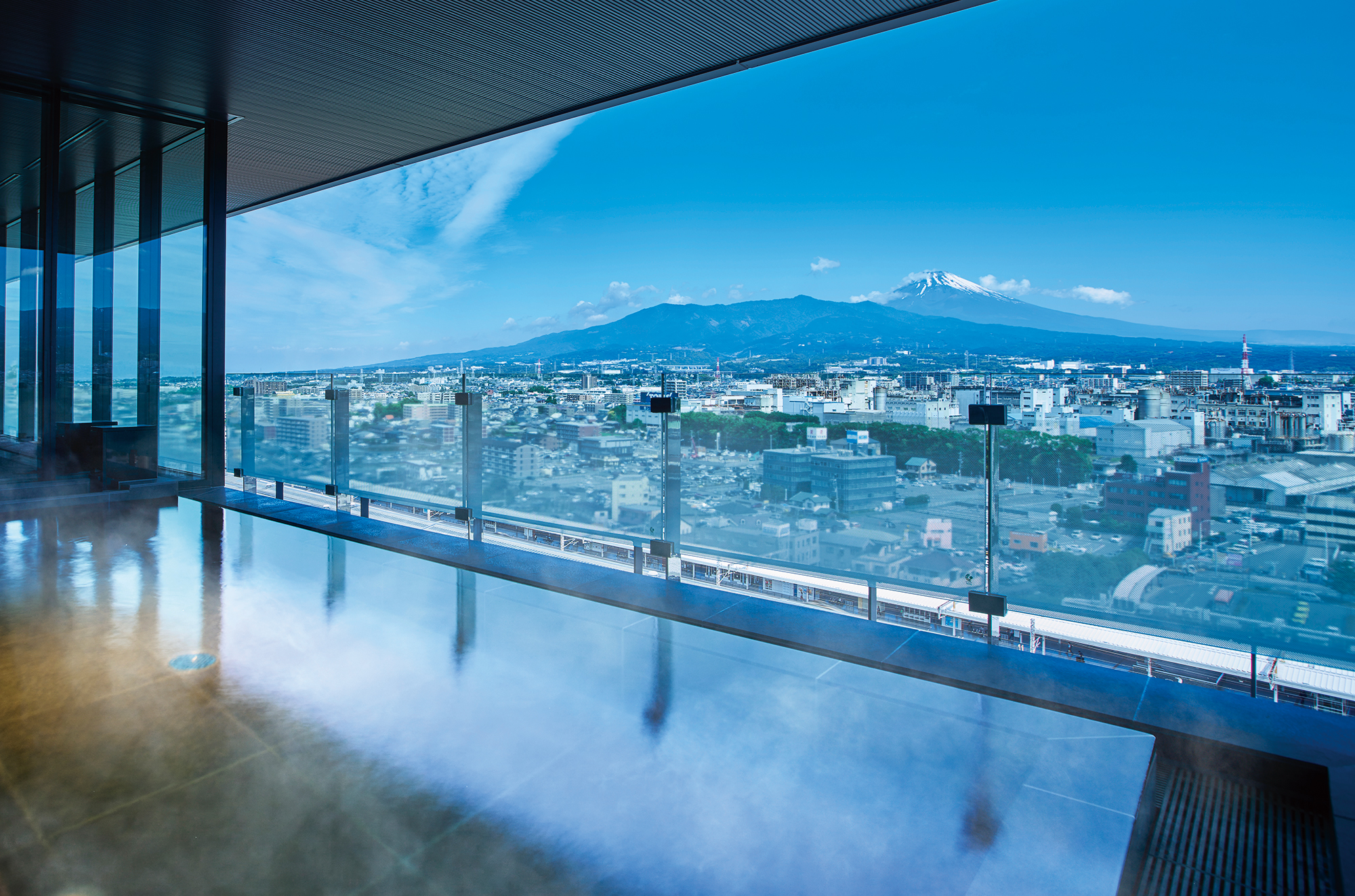 富士山三島東急ホテル 最上階の展望温浴施設「富士の湯」