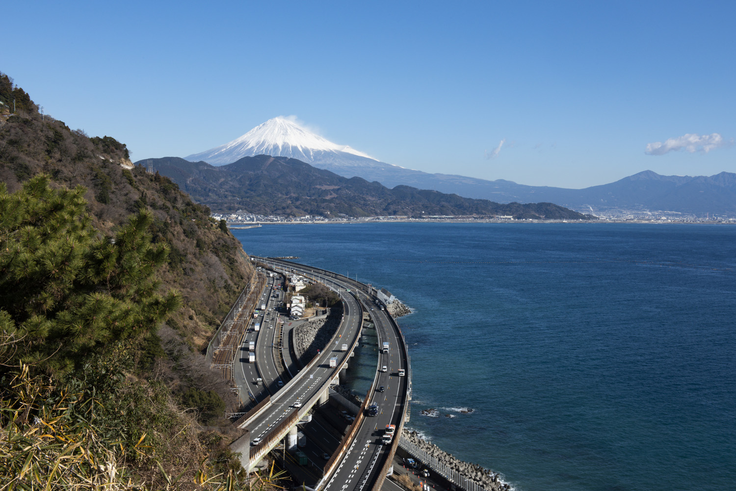 旅の原点に思いを馳せながら東海道五十三次の世界を行く