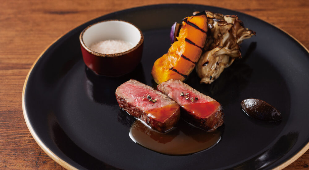 400度の石窯とライブキッチングルーヴ感にひたるディナー