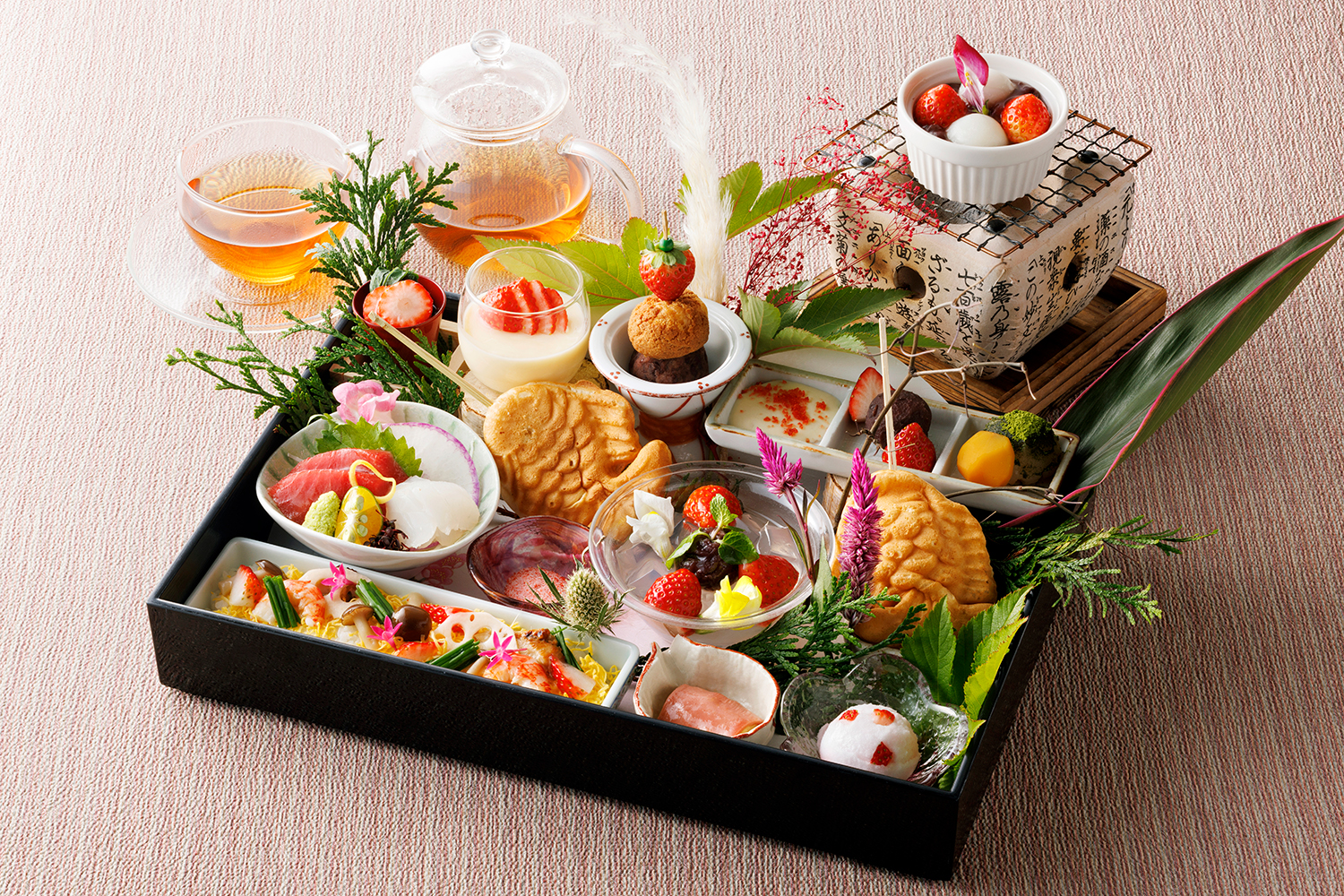 札幌エクセルホテル東急　和食「からまつ」和のアフタヌーンティー 箱庭～苺ICHIGO～