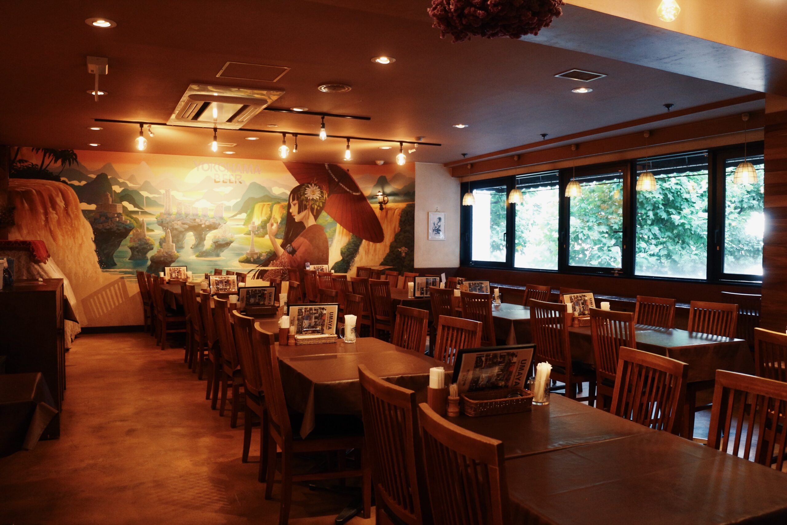 「横浜ビール本店レストランUMAYA」の2階